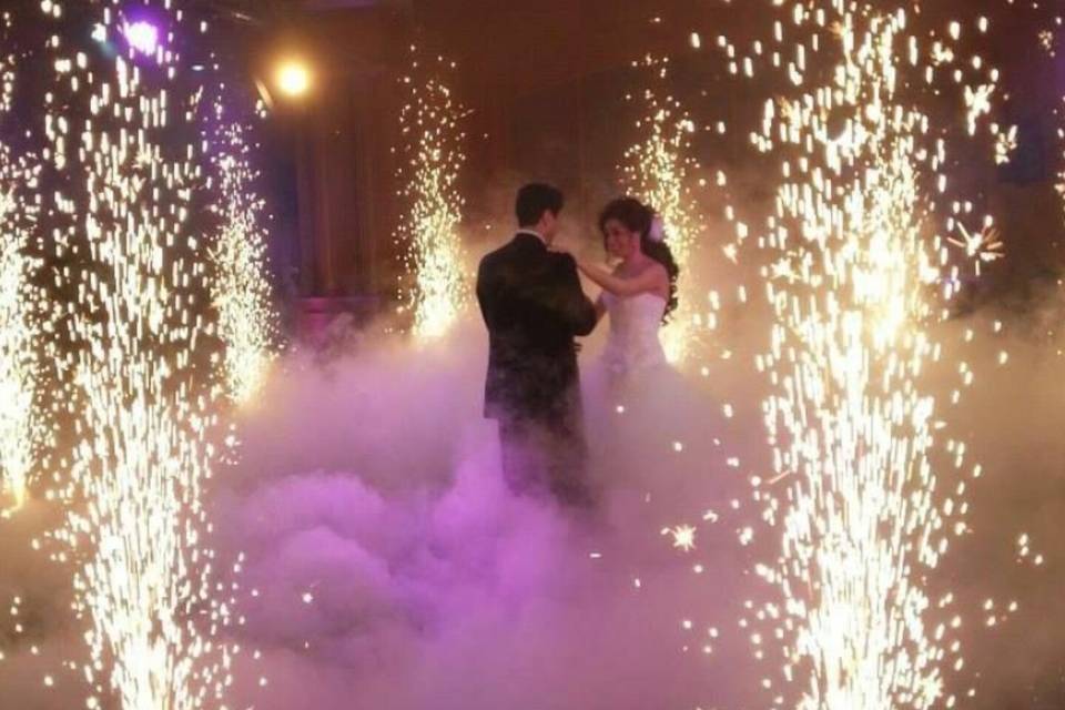 Pirotecnia para momento esp