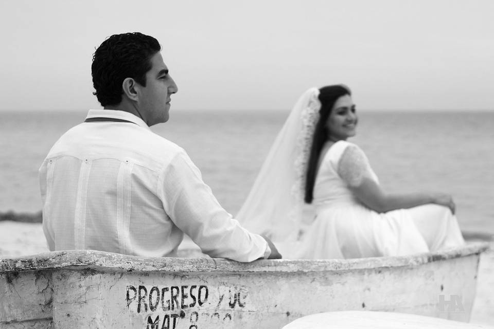 Carlos Y Majo Trash the Dress