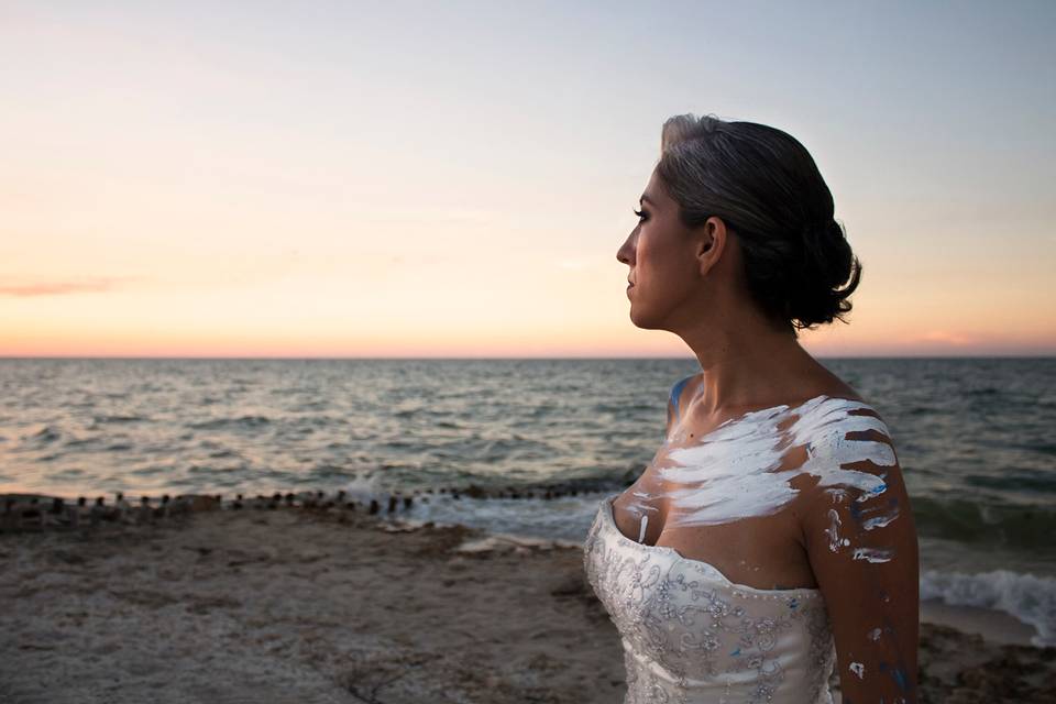 Trash the dress en la playa