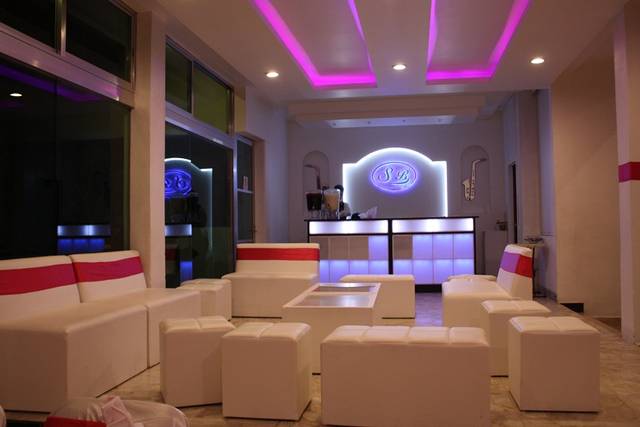 Salas lounge