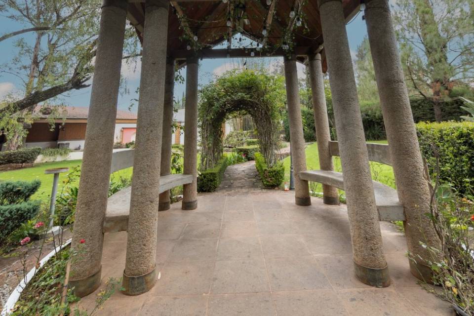 El túnel del encanto