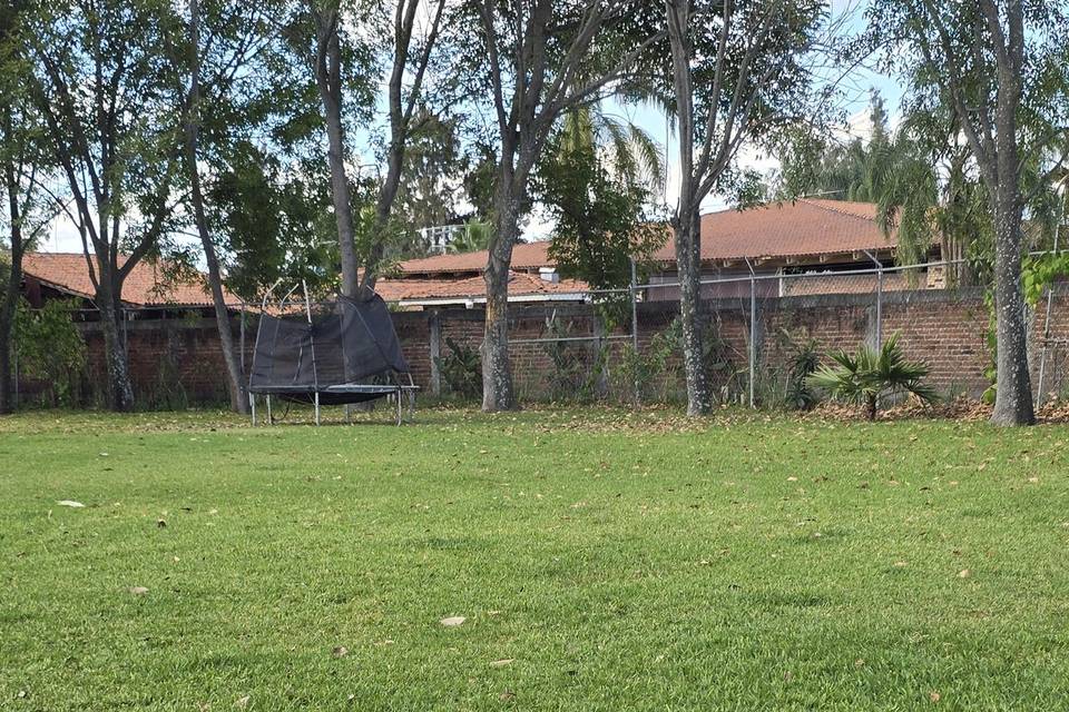 Terraza y Cabañas Capricho