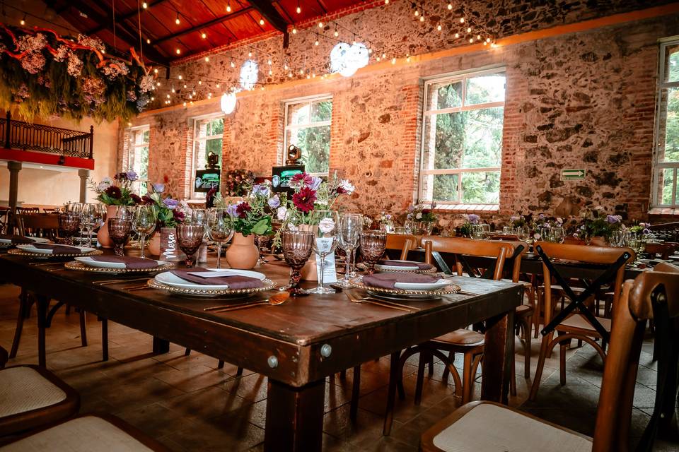 Montaje salón de piedra