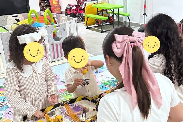 Babysitter II Kids Lab Creativo