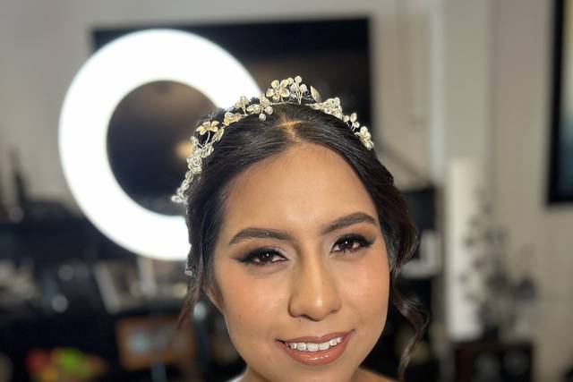 Novia sonriendo