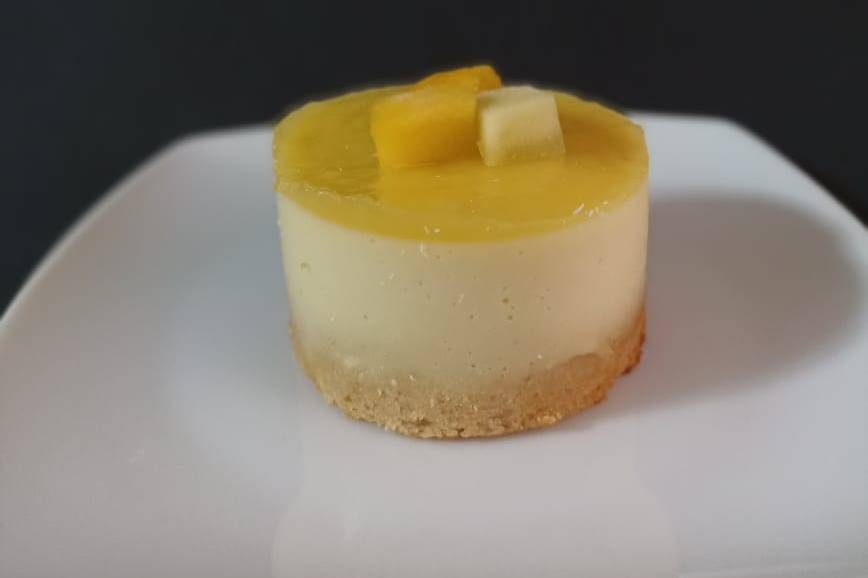 Pastel de mango vegano