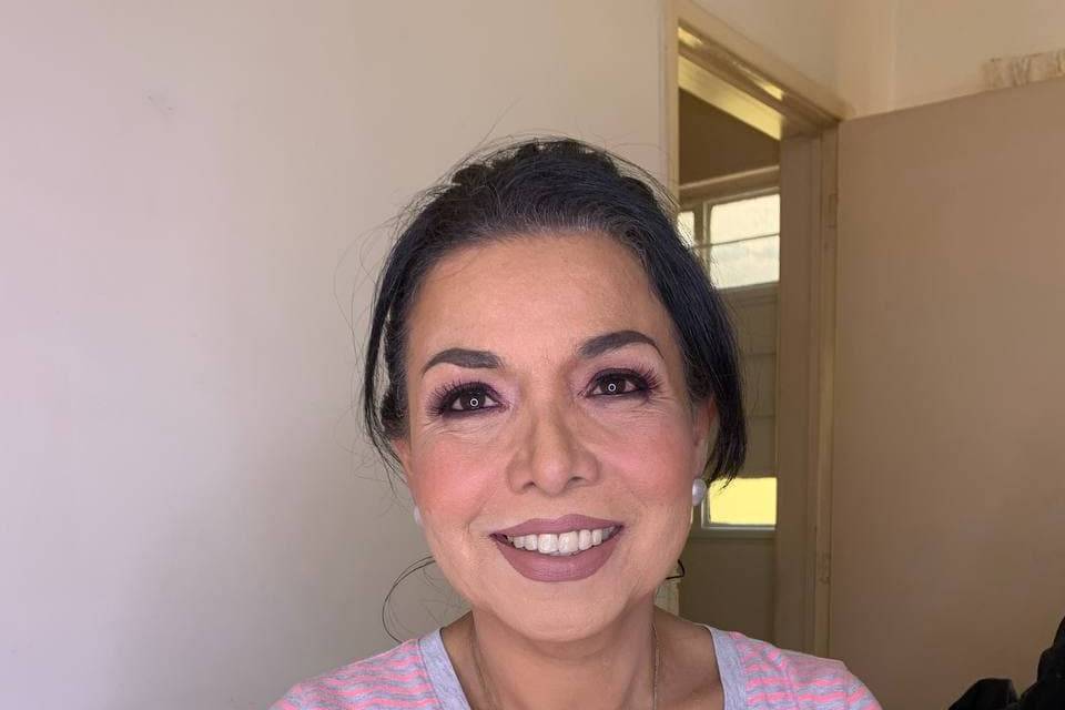 Maquillaje dama