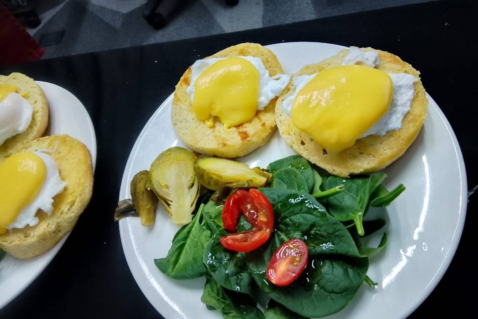 Huevos benedectinos