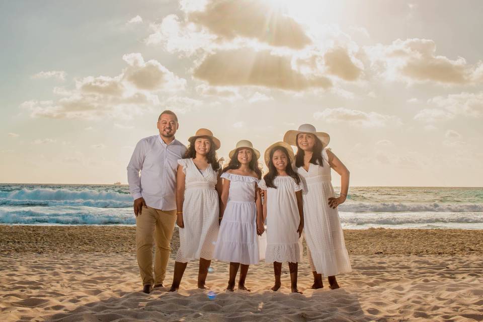 Familia en la playa