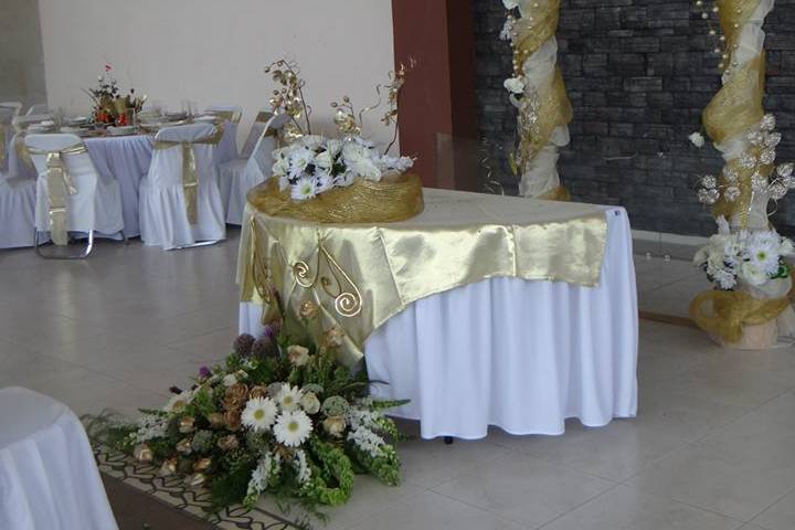 Decoración de mesa principal