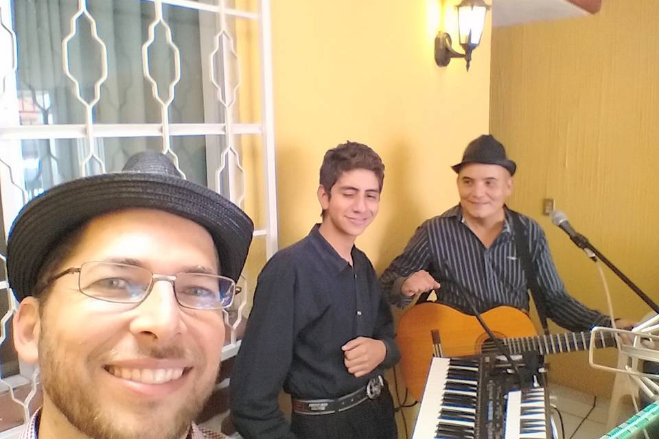 Huasona Acústica