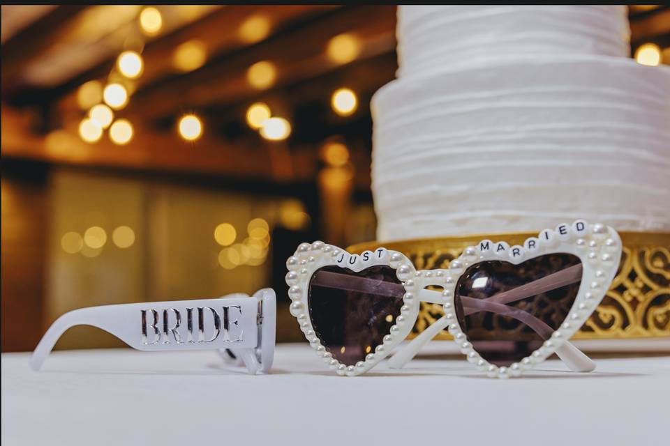 Bride to cake