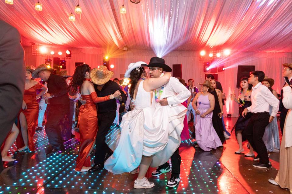 Baile