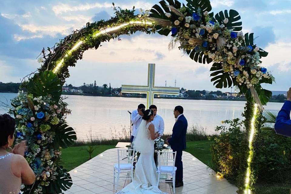 Vianney Navarro Event & Wedding Planner