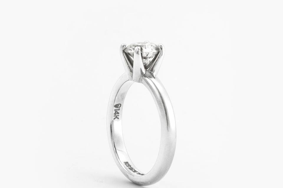Anillo solitario