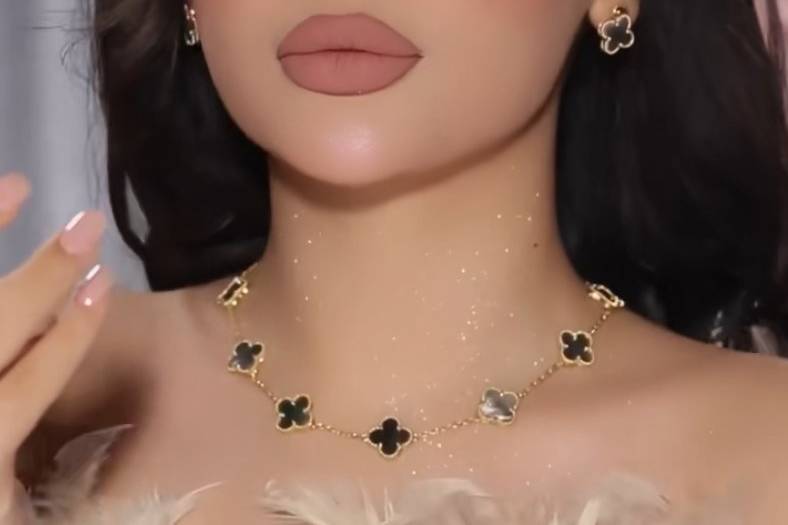 Maquillaje cargado
