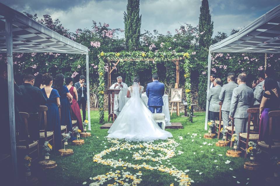 En el altar