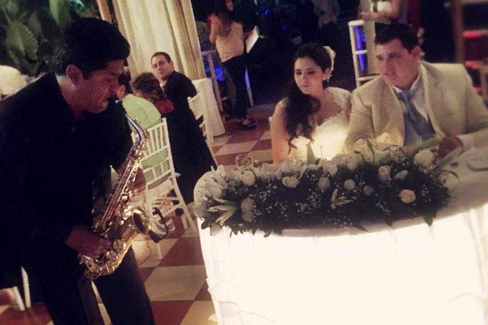 Sax en la cena