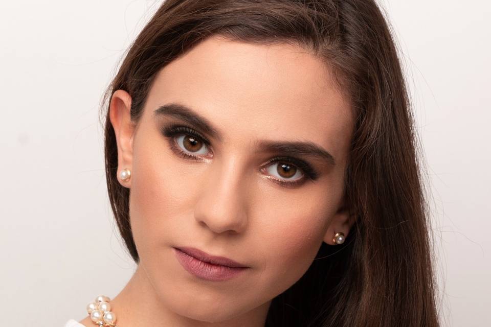 Fernanda Amador Makeup