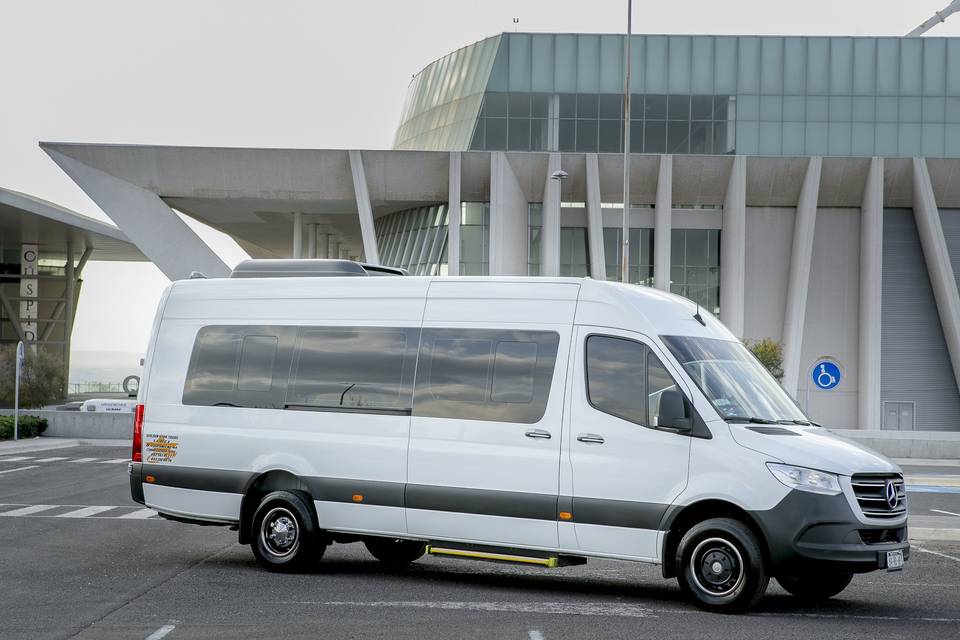 MB Sprinter 2021 - 20 lugares