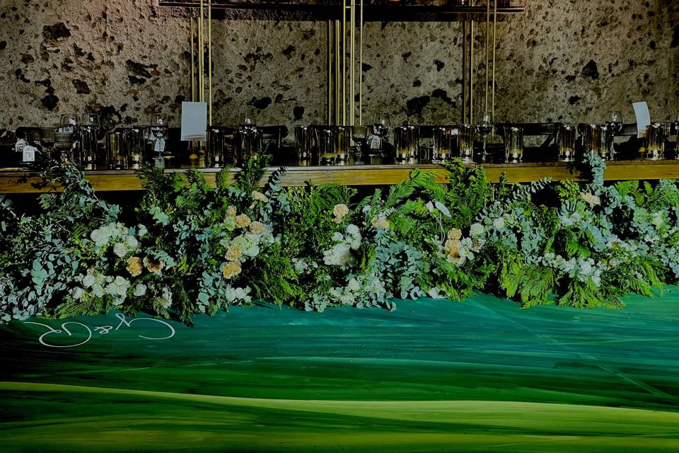 Iluminación de mesas de novios