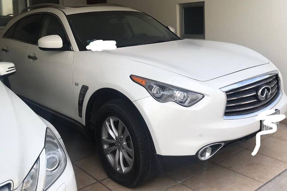 Infiniti QX770