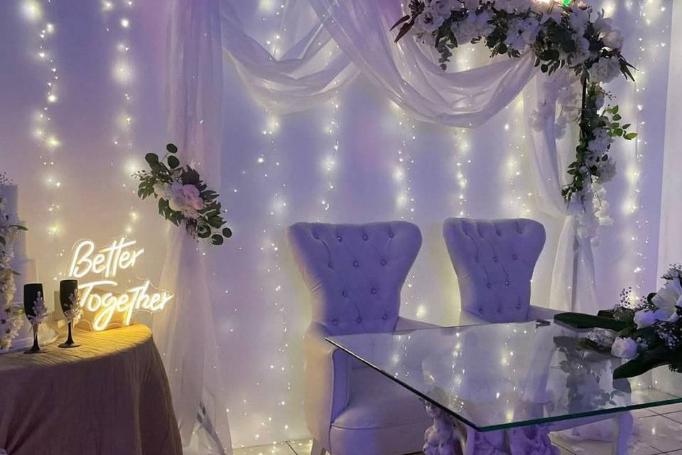 Decoración de mesa de novios