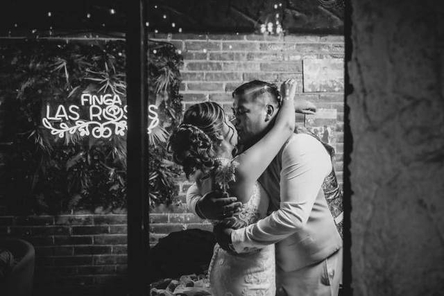 Mr & Mrs