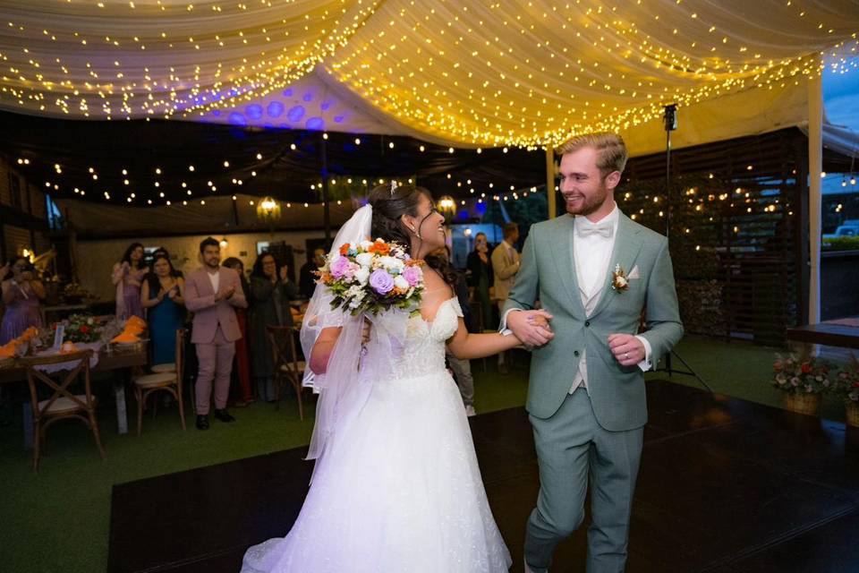 Mr & Mrs