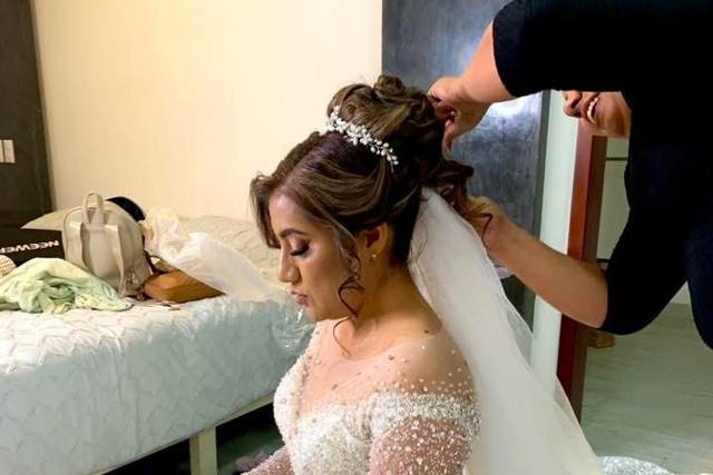Arly Make-up