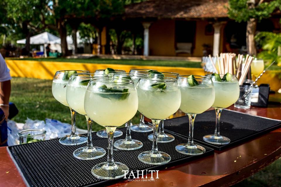 Tahiti Mixology Bar Móvil