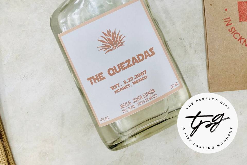 Botella de mezcal personalizad