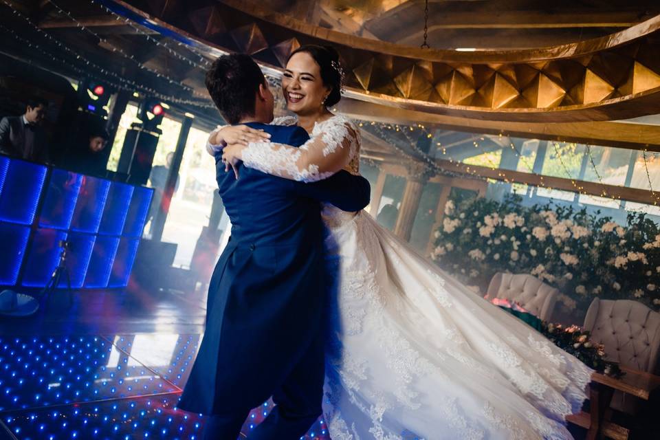 ESCENA WEDDINGS