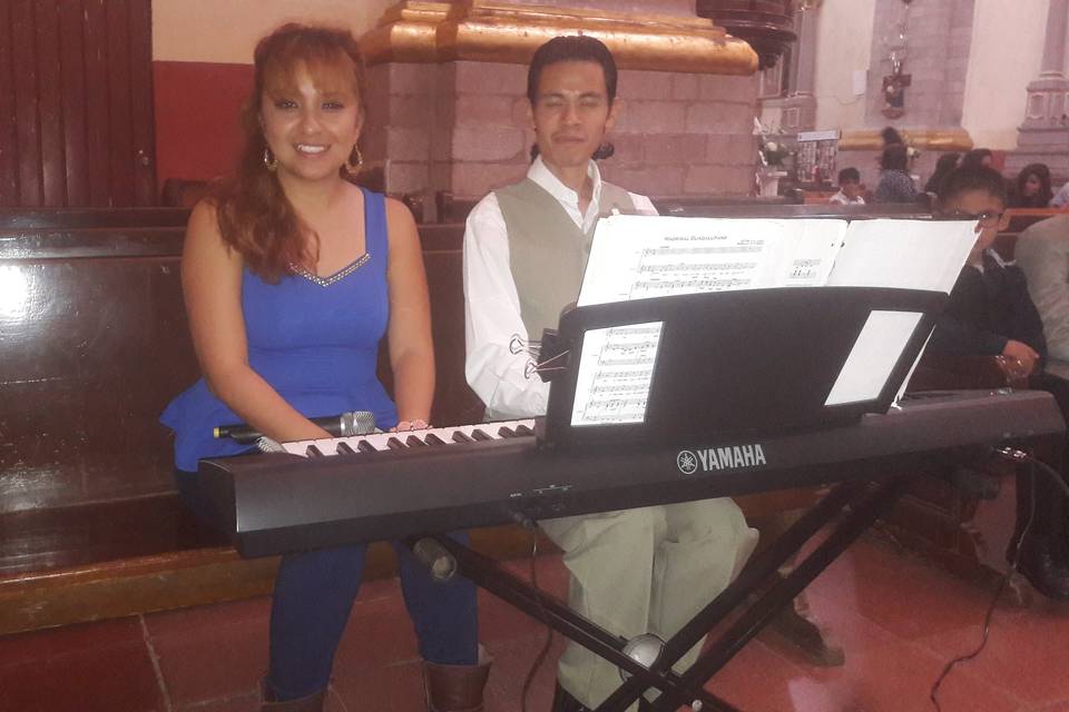 Piano y voz