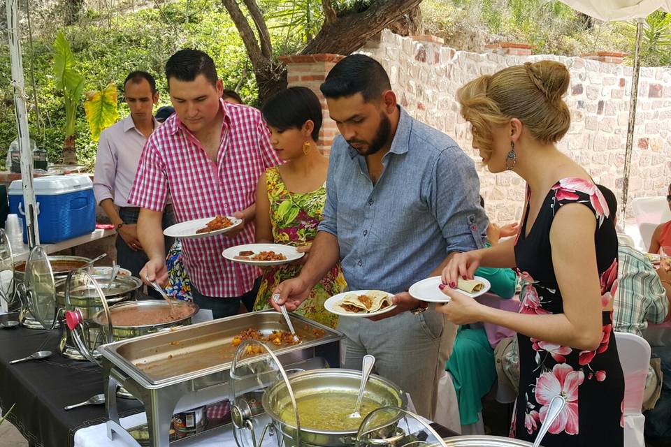 Servicio buffet a la mesa