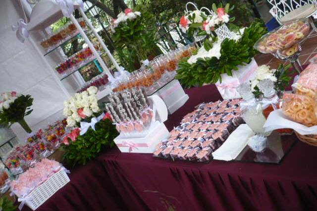 Bodas mesa de dulces