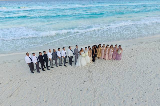 Foto con drones de novios