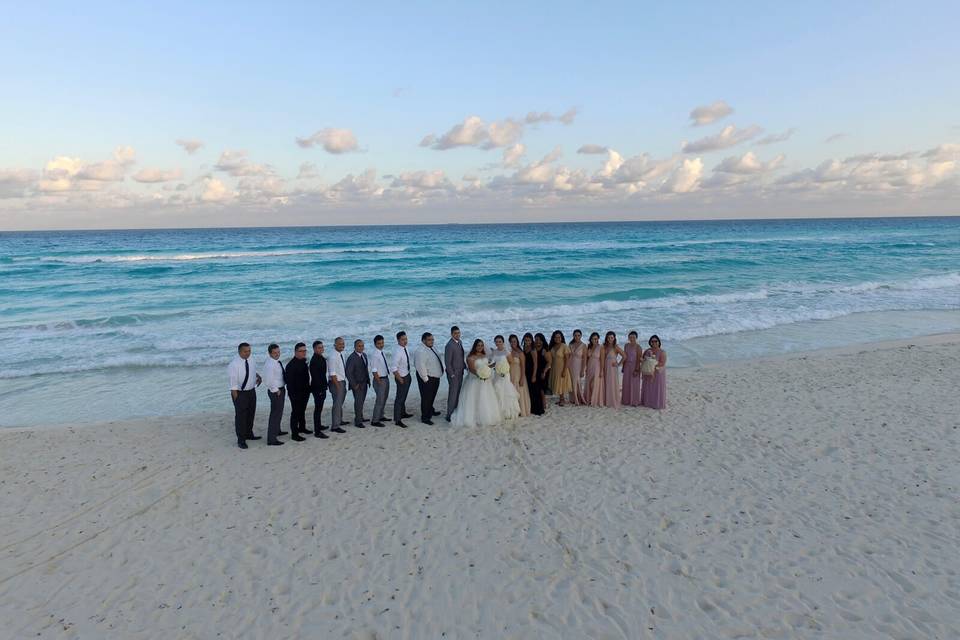 Foto  de invitados con drones