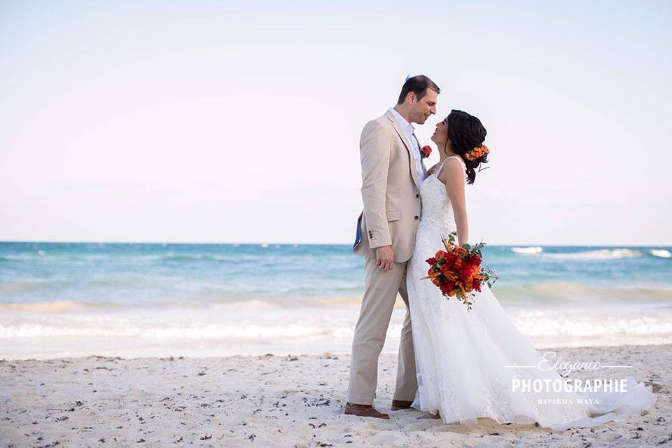 Novios en playa