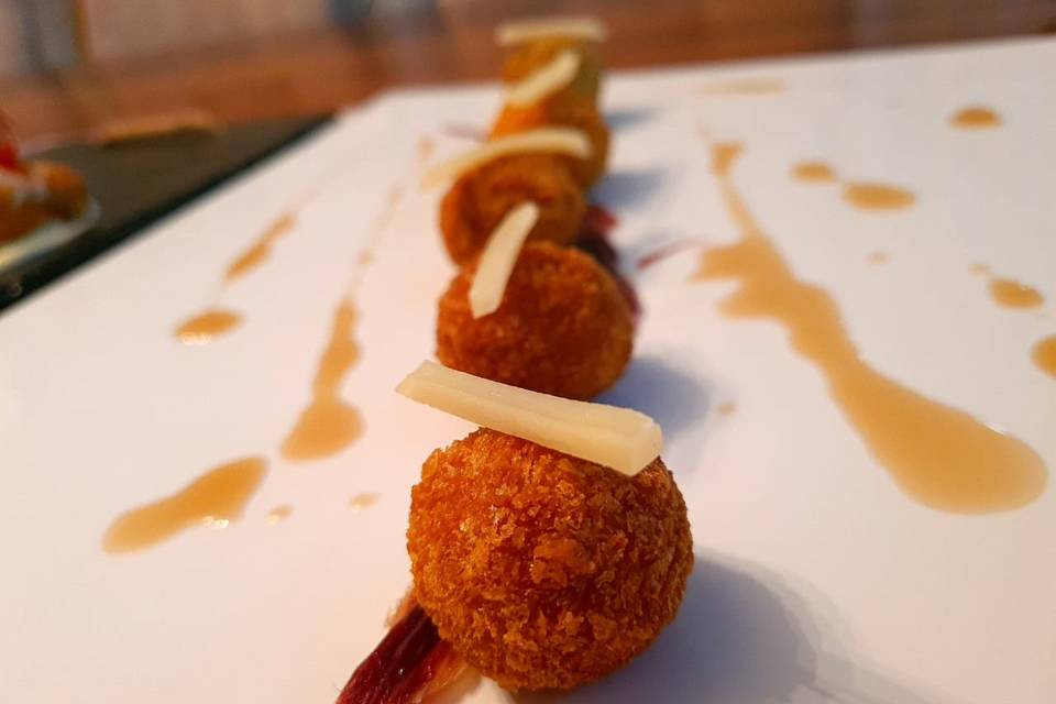 Croqueta de jamón ibérico