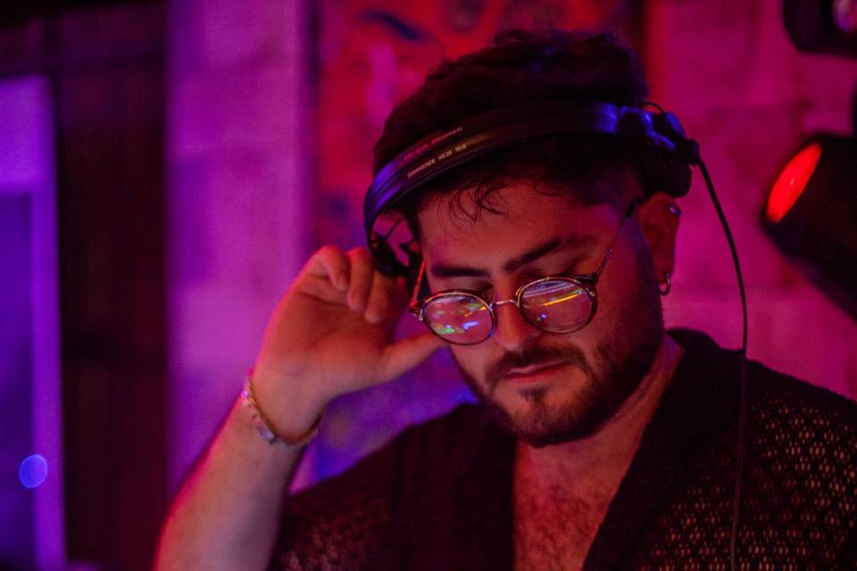DJ/ Discoteca
