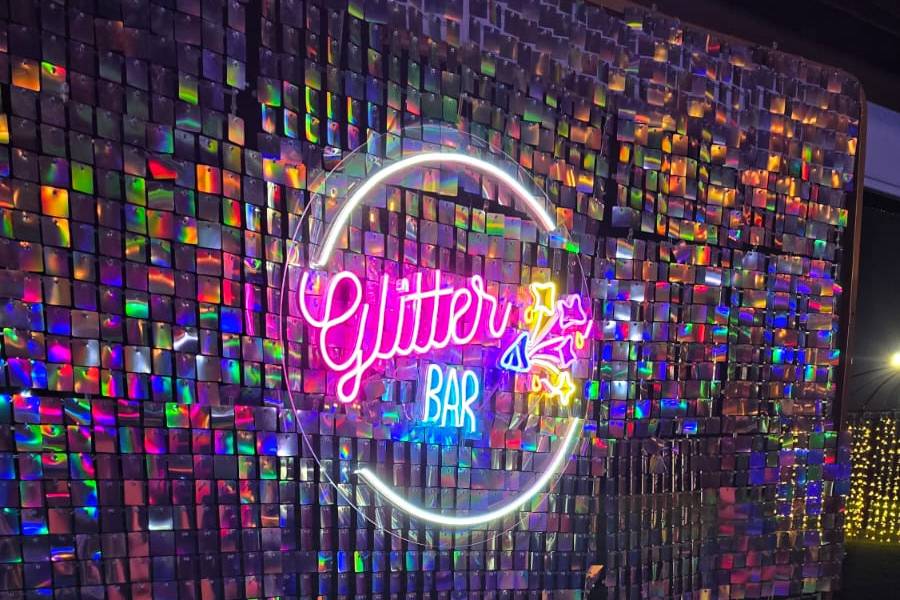 Stand paquete Shine y Glam