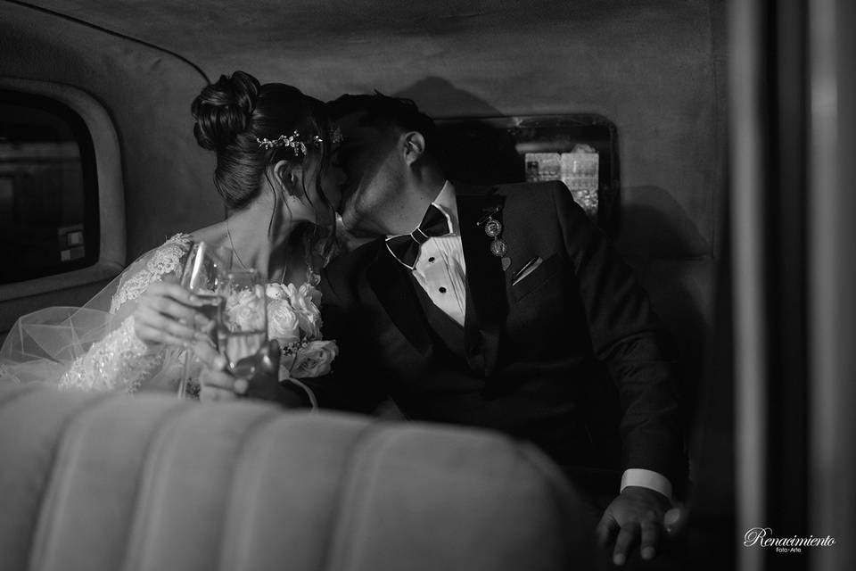 Celebrando con el amor de mi v