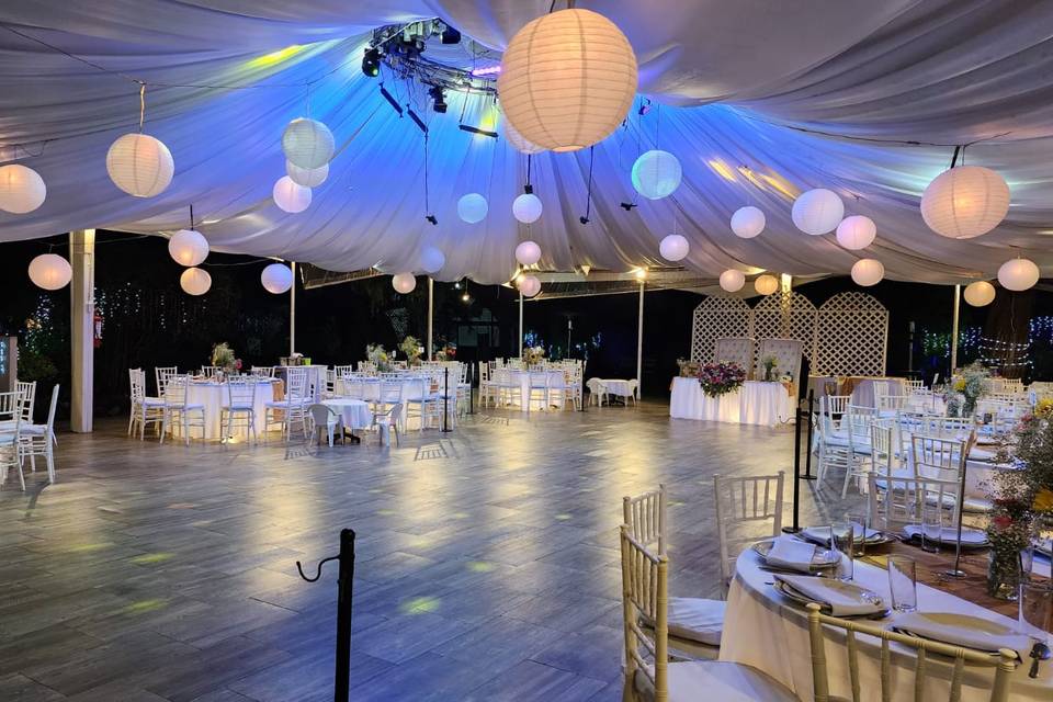Boda con faroles chinos