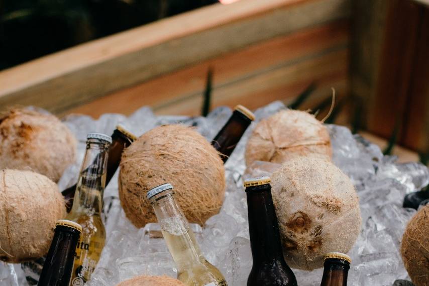 Canoa cocos y cervezas