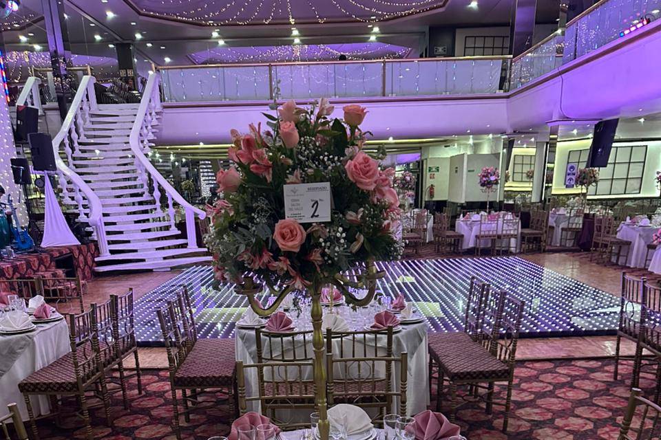 Rosa con blanco