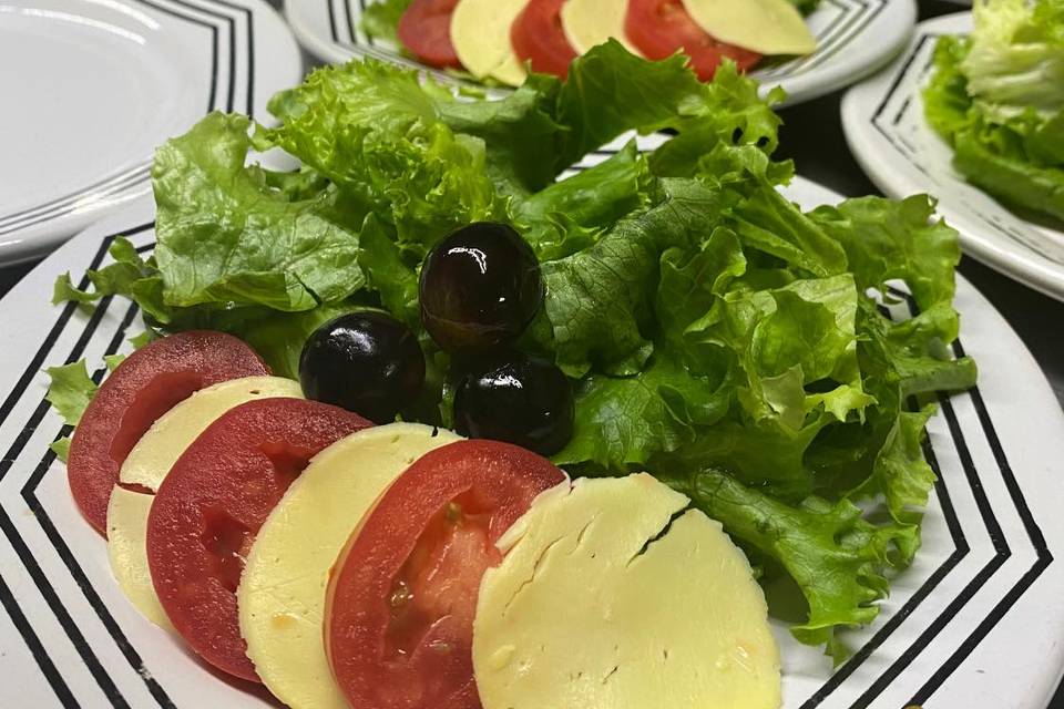 Ensalada con manchego