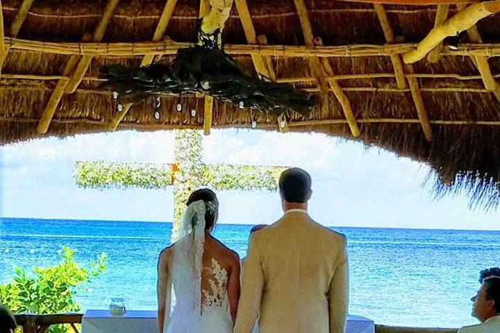 Boda a la orilla del mar