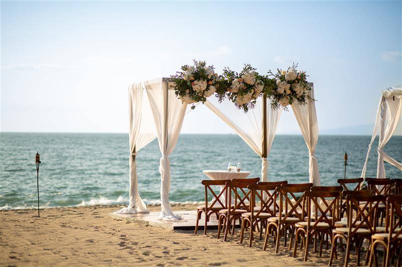 Ceremonia frente al mar