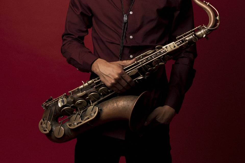 Jonathan Arellano Saxofonista